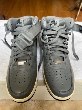 Nike Air Force 1 Mid Men's Sneakers - Cool Grey with Cream Midsole